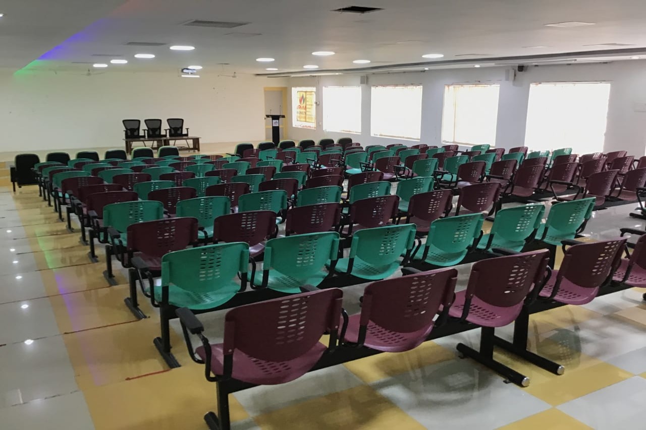 Conference Hall Image 3